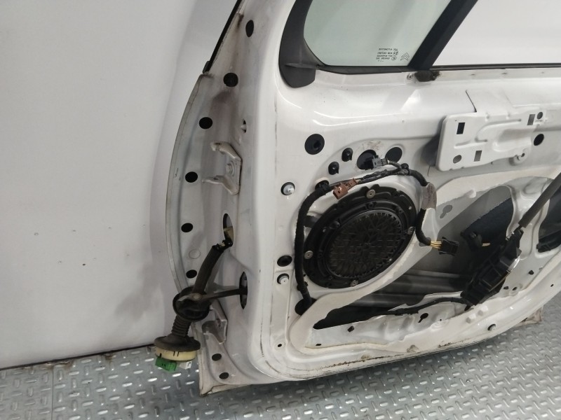 Recambio de puerta delantera derecha para citroën c3 ii (sc_) 1.4 referencia OEM IAM 9004CG  