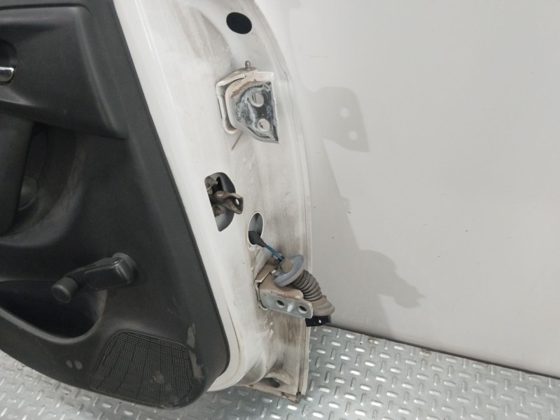 Recambio de puerta trasera izquierda para citroën c3 ii (sc_) 1.4 referencia OEM IAM 9002CC  