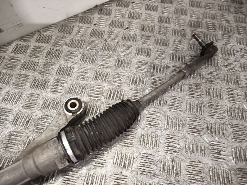 Recambio de cremallera direccion para ford fiesta vi (cb1, ccn) 1.4 tdci referencia OEM IAM 8V513200CG  