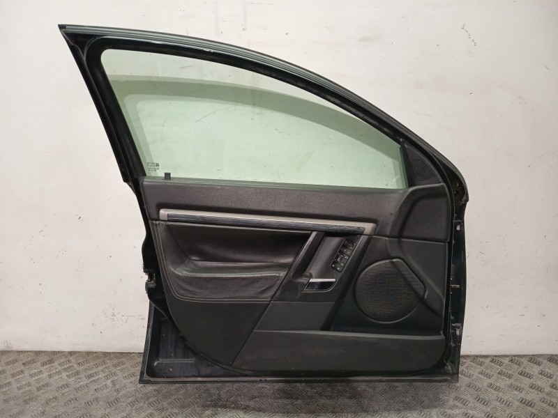 Recambio de puerta delantera izquierda para toyota avensis station wagon (_t25_) 2.0 (azt250_) referencia OEM IAM 6700205050  