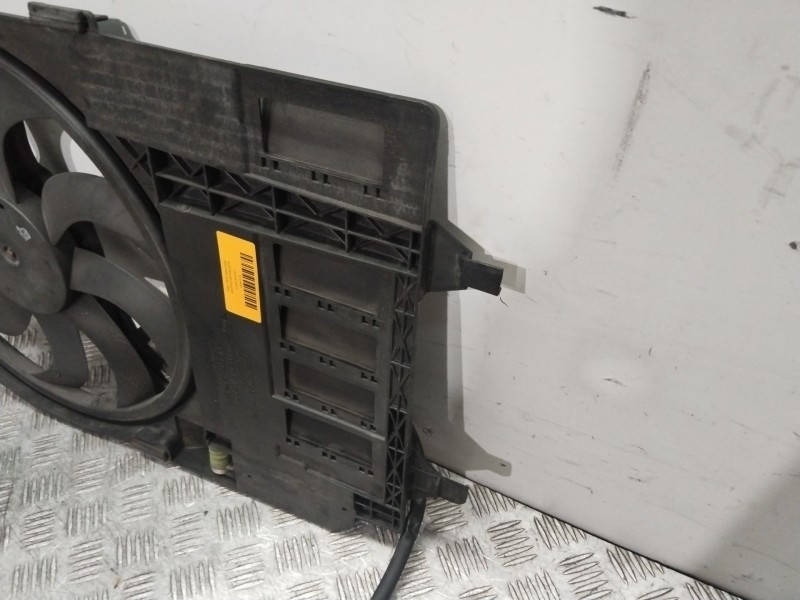 Recambio de electroventilador para mini mini (r50, r53) cooper referencia OEM IAM 17101475577  