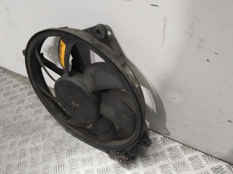 Recambio de electroventilador para renault scénic iii (jz0/1_) 1.5 dci referencia OEM IAM 214810898R  