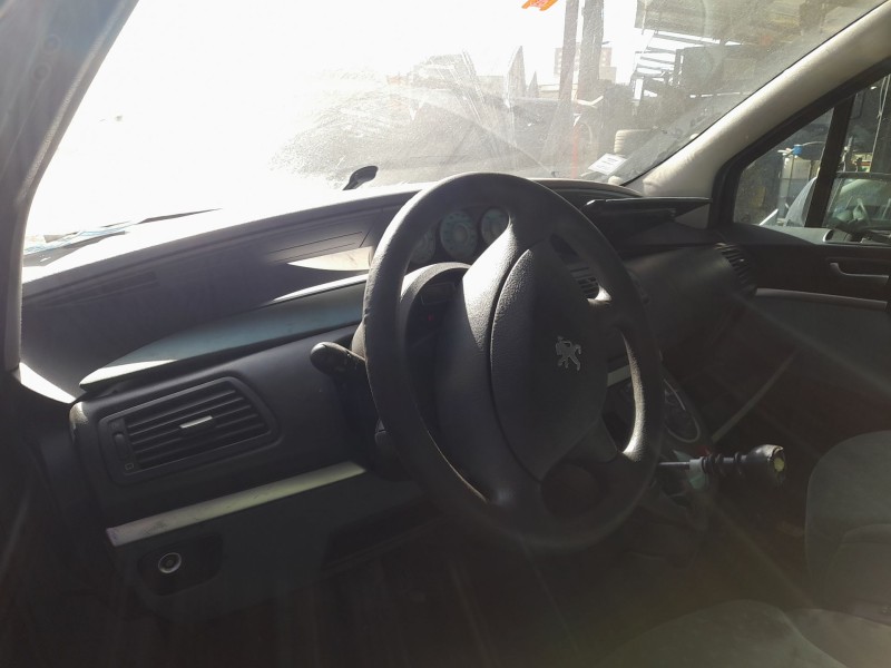 peugeot 807 (eb_) del año 2002