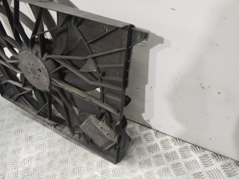 Recambio de electroventilador para mercedes-benz clase e (w211) e 320 cdi (211.026) referencia OEM IAM A2205000193  