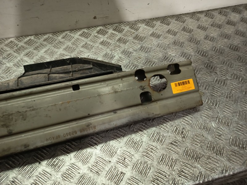 Recambio de refuerzo paragolpes delantero para nissan nv200 furgoneta e-nv (me0n) referencia OEM IAM F20304FAMA  