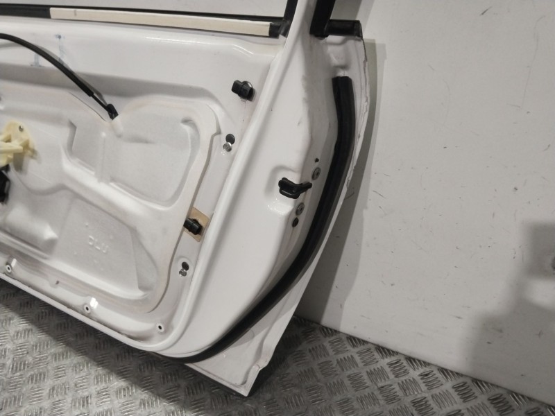 Recambio de puerta delantera derecha para citroën c4 coupé (la_) 1.4 16v referencia OEM IAM 9004W5  