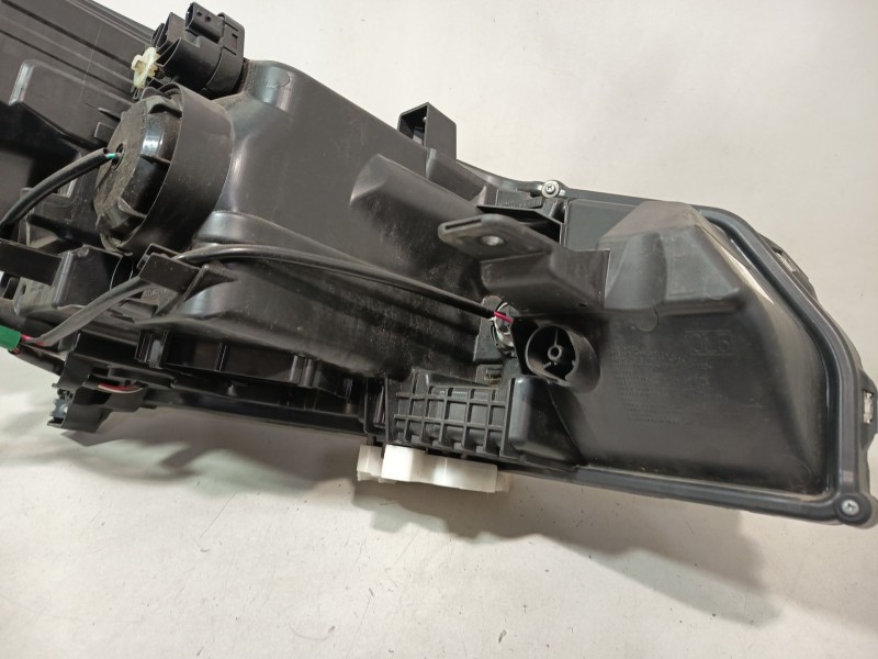 Recambio de faro izquierdo para nissan leaf (ze1) electric referencia OEM IAM 260605SH0A  