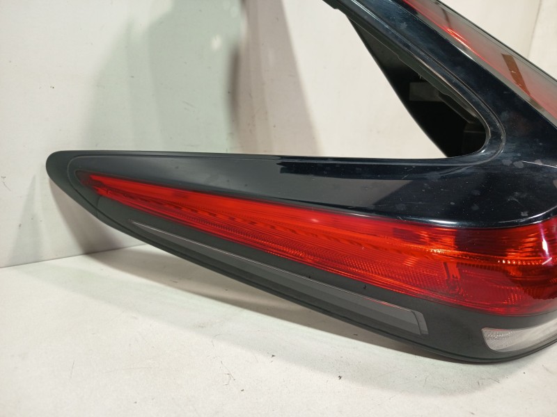 Recambio de piloto trasero izquierdo para nissan leaf (ze1) electric referencia OEM IAM 265555SH0A  