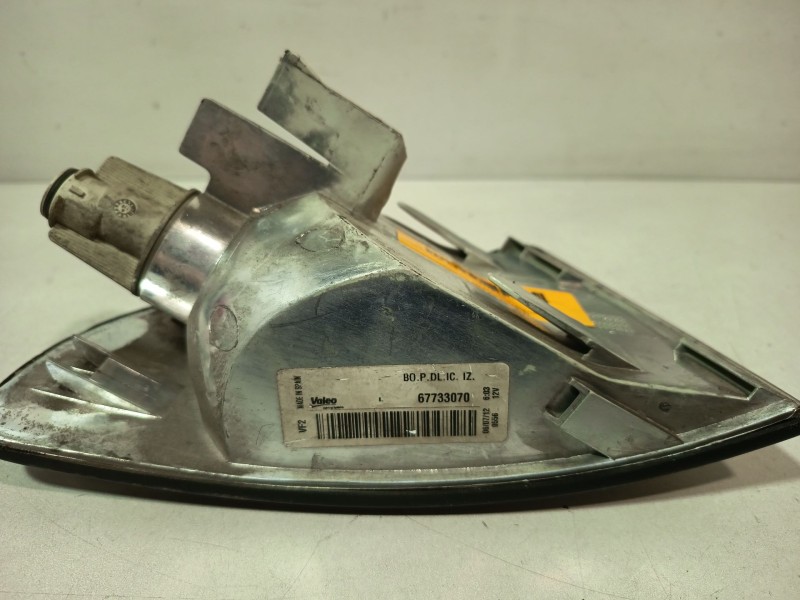 Recambio de piloto delantero izquierdo para audi a4 b5 (8d2) 1.8 t quattro referencia OEM IAM 67733070  