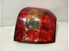 Recambio de piloto trasero derecho para toyota corolla (_e12_) 2.0 d-4d (cde120r_, cde120l_) referencia OEM IAM 8155102300  