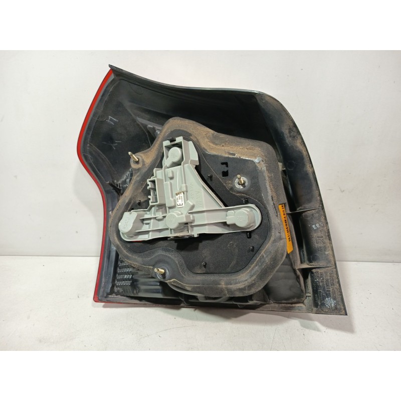 Recambio de piloto trasero derecho para toyota corolla (_e12_) 2.0 d-4d (cde120r_, cde120l_) referencia OEM IAM 8155102300  