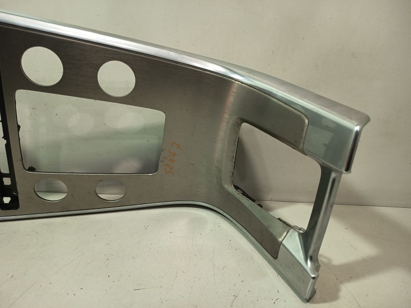 Recambio de moldura para volvo xc60 i suv (156) d3 / d4 referencia OEM IAM 1302416 1302415 