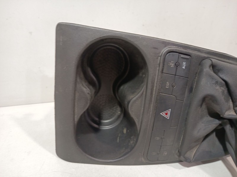Recambio de posa vasos para seat ibiza iv (6j5, 6p1) 1.9 tdi referencia OEM IAM 6J0858331  
