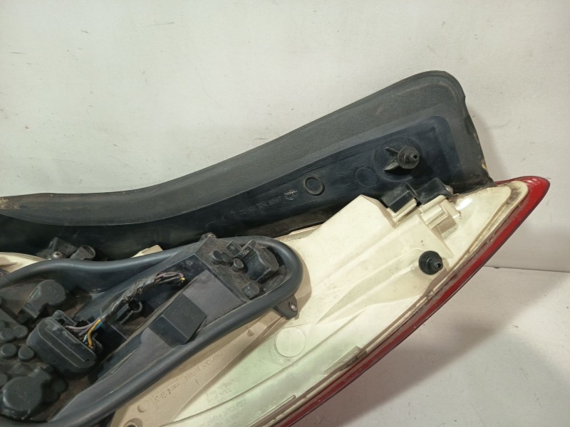 Recambio de piloto trasero izquierdo para opel insignia a (g09) 2.0 cdti (68) referencia OEM IAM 13279621  