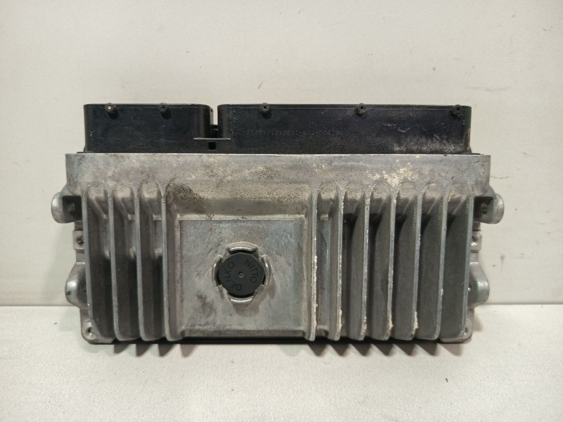 Recambio de centralita motor uce para toyota corolla sedán (_e21_) 1.8 vvti hybrid (zwe211, mzea12) referencia OEM IAM 896610ZS1