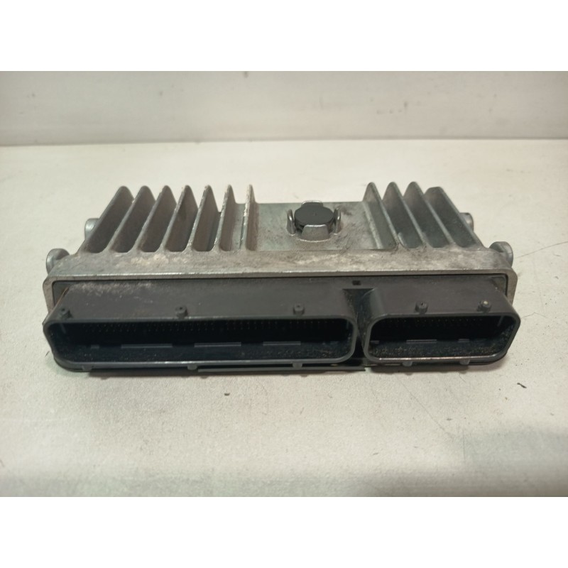 Recambio de centralita motor uce para toyota corolla sedán (_e21_) 1.8 vvti hybrid (zwe211, mzea12) referencia OEM IAM 896610ZS1