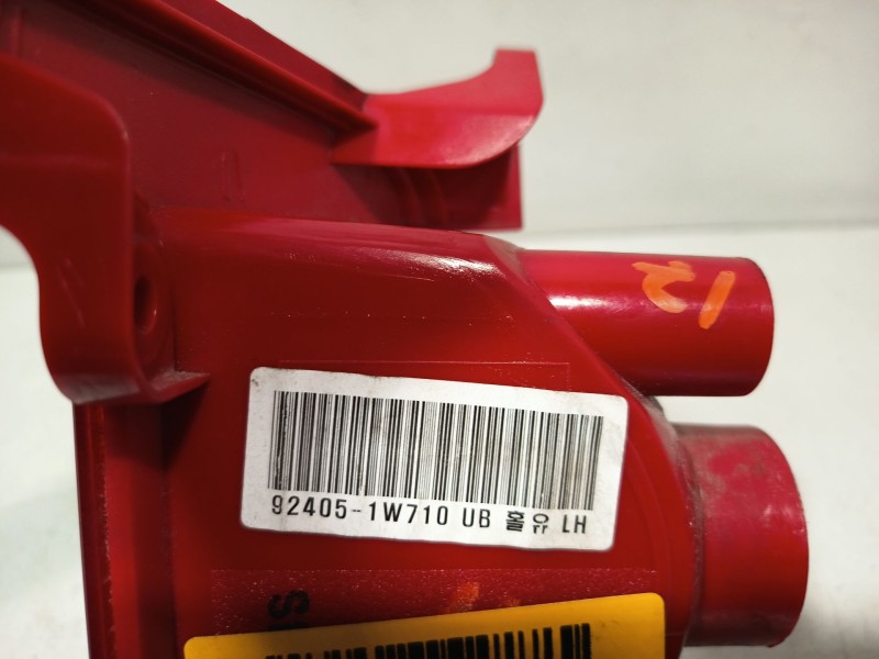 Recambio de piloto trasero izquierdo paragolpes para kia rio iii (ub) 1.2 cvvt referencia OEM IAM 924051W710  