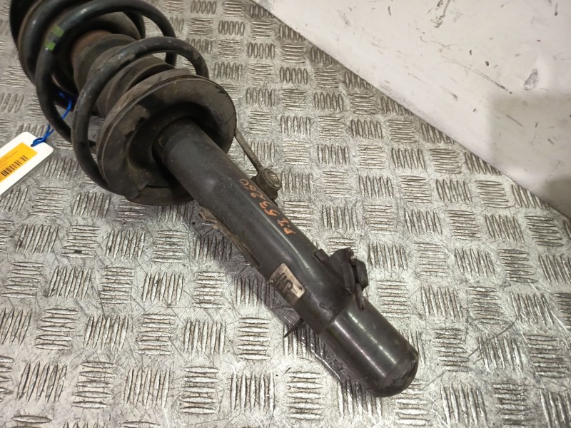 Recambio de amortiguador delantero izquierdo para mini mini (r50, r53) cooper referencia OEM IAM 31316780465  