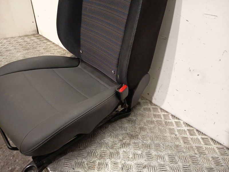 Recambio de asiento delantero derecho para nissan leaf (ze1) electric referencia OEM IAM   