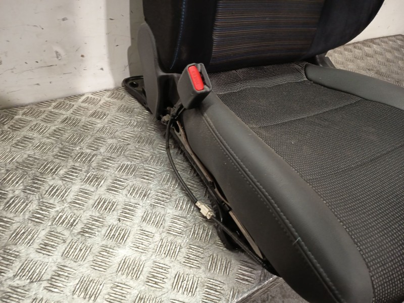 Recambio de asiento delantero izquierdo para nissan leaf (ze1) electric referencia OEM IAM   