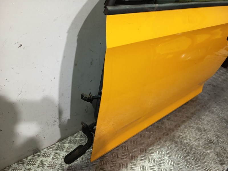 Recambio de puerta delantera izquierda para seat toledo iv (kg3) 1.6 tdi referencia OEM IAM 5JA831055B  AMARILLA