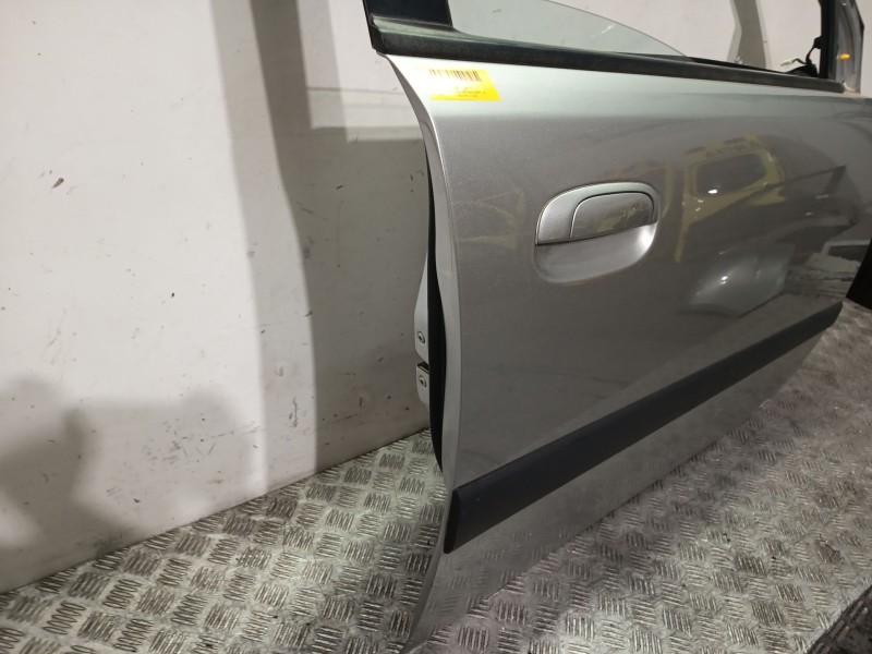 Recambio de puerta delantera derecha para kia rio ii (jb) 1.4 16v referencia OEM IAM 760041G010  