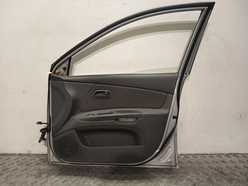 Recambio de puerta delantera derecha para kia rio ii (jb) 1.4 16v referencia OEM IAM 760041G010  