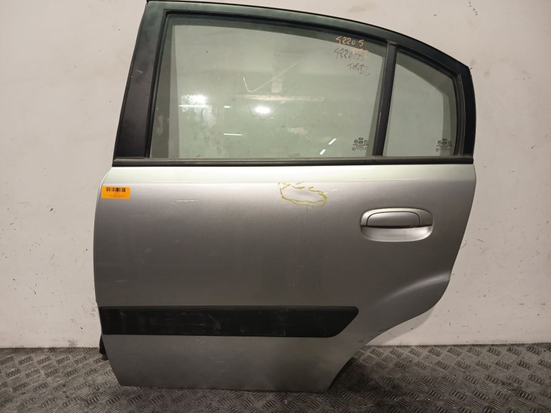 Recambio de puerta trasera izquierda para kia rio ii (jb) 1.4 16v referencia OEM IAM 770031G220  