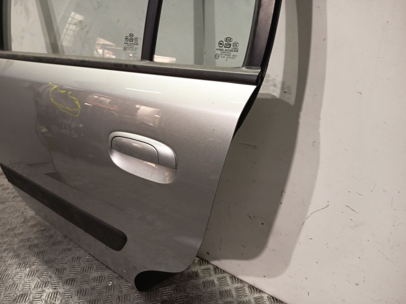Recambio de puerta trasera izquierda para kia rio ii (jb) 1.4 16v referencia OEM IAM 770031G220  