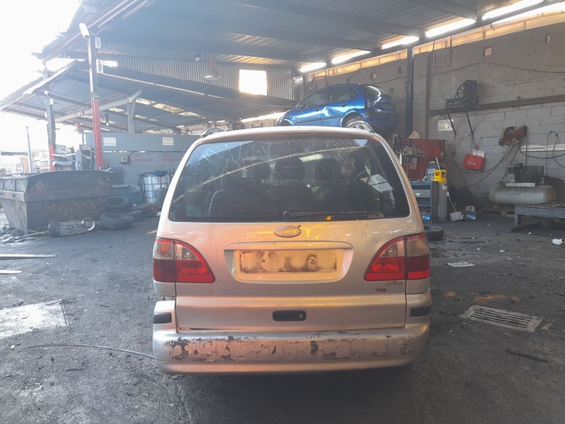 ford galaxy i (wgr) del año 2004