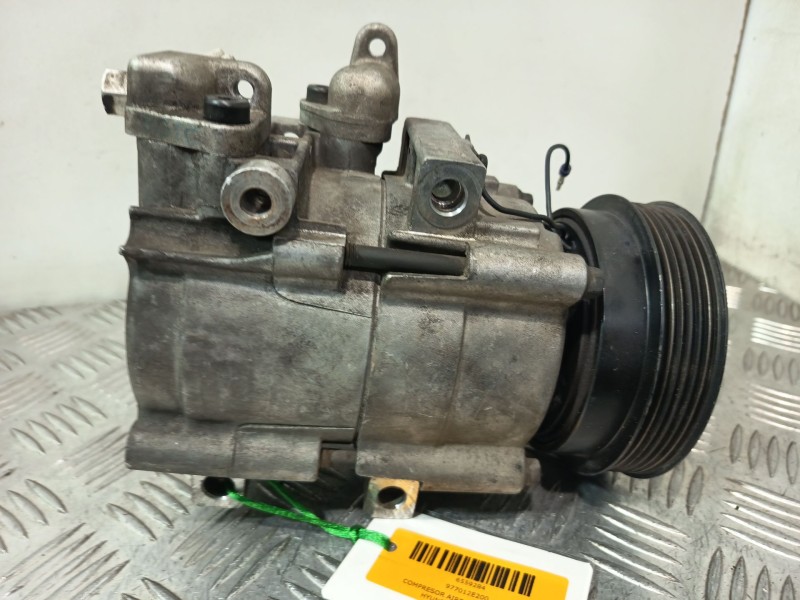 Recambio de compresor aire acondicionado para hyundai tucson (jm) 2.0 crdi referencia OEM IAM 977012E200 NA5CA04 