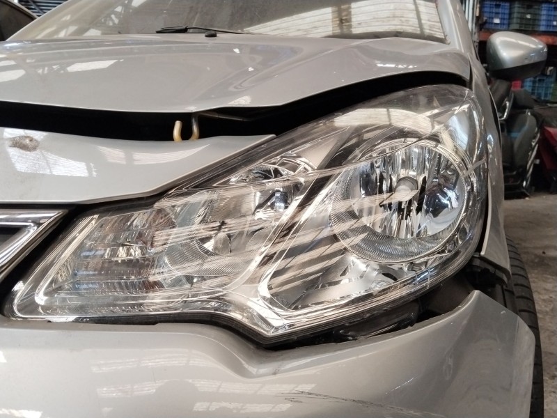 Recambio de faro izquierdo para citroën c3 ii (sc_) 1.2 vti 82 referencia OEM IAM   