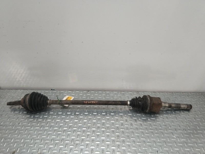 Recambio de transmision delantera derecha para chrysler voyager iv (rg, rs) 2.5 crd referencia OEM IAM 4641884AA  