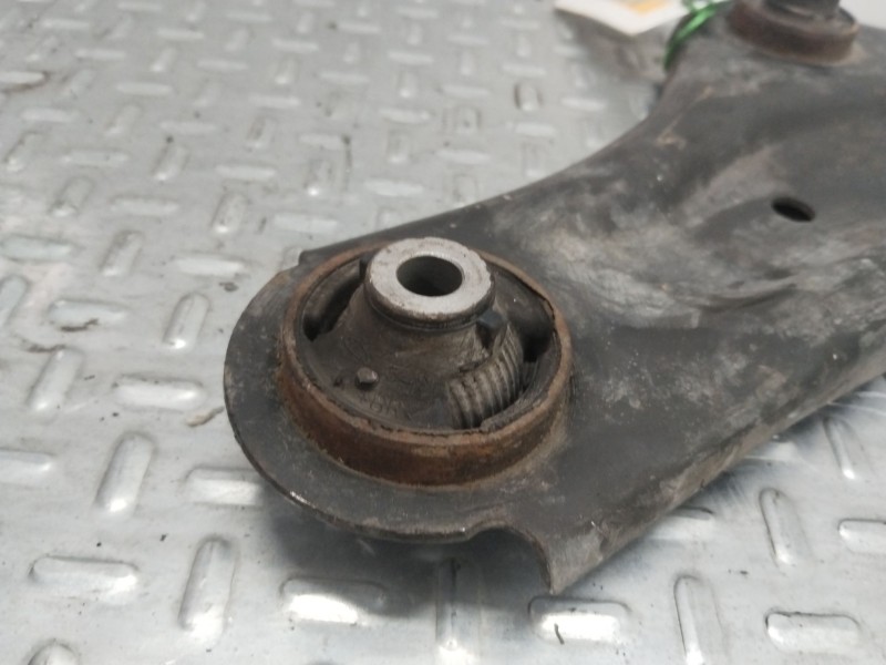 Recambio de brazo suspension inferior delantero derecho para nissan nv200 furgoneta e-nv (me0n) referencia OEM IAM 545004FA0A  