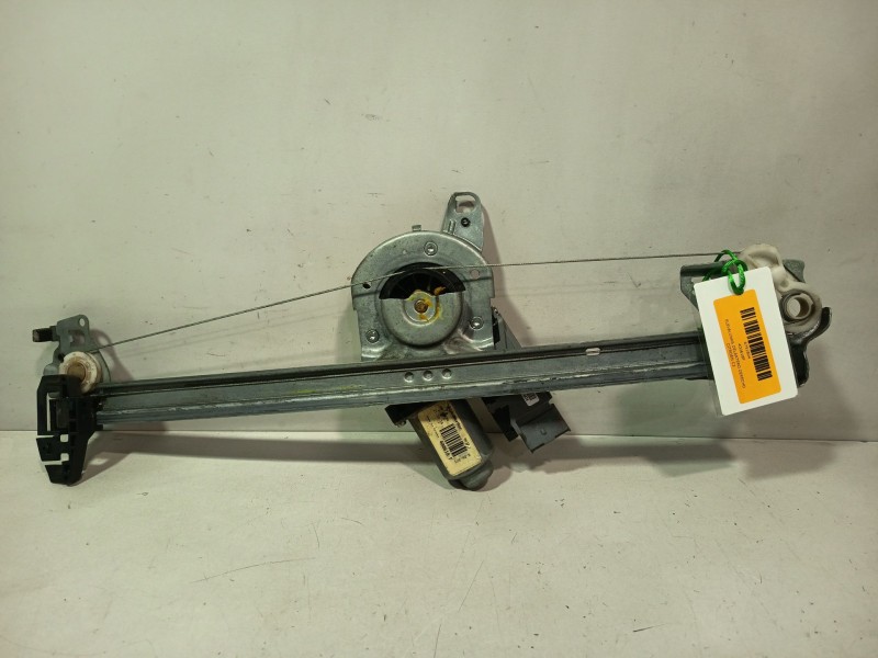 Recambio de elevalunas delantero derecho para citroën c3 hdi 70 sensodrive premier referencia OEM IAM 400618F  