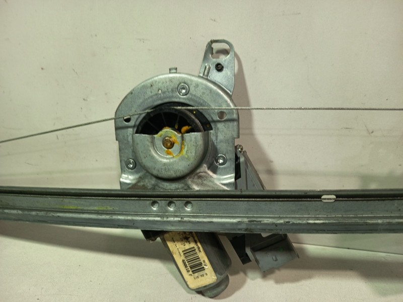 Recambio de elevalunas delantero derecho para citroën c3 hdi 70 sensodrive premier referencia OEM IAM 400618F  