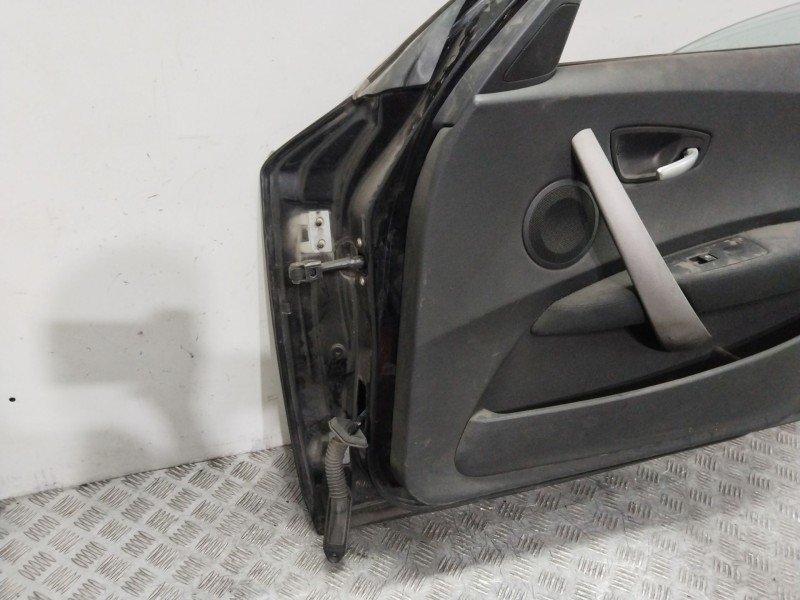 Recambio de puerta delantera derecha para bmw serie 1 berlina (e81/e87) 116i referencia OEM IAM 41007207446 NEGRO 