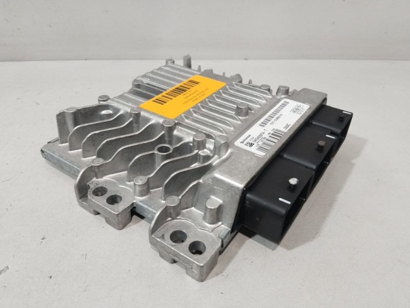 Recambio de centralita motor uce para ford kuga i 2.0 tdci referencia OEM IAM 5WS40597AT  