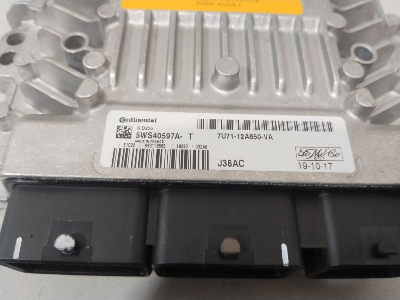Recambio de centralita motor uce para ford kuga i 2.0 tdci referencia OEM IAM 5WS40597AT  