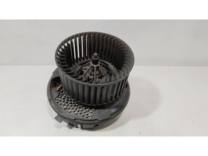 Recambio de motor calefaccion para seat leon (1p1) 1.6 tdi referencia OEM IAM 995775TD  