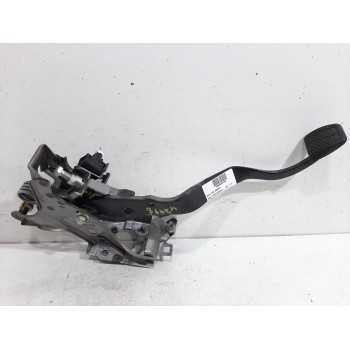 PEDAL EMBRAGUE 