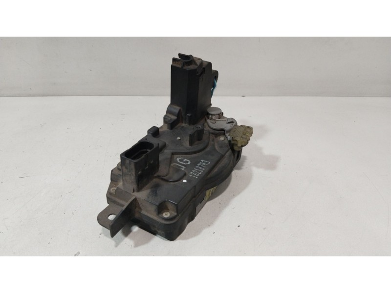 Recambio de cerradura puerta delantera derecha para opel astra gtc cosmo referencia OEM IAM  4 PINES 