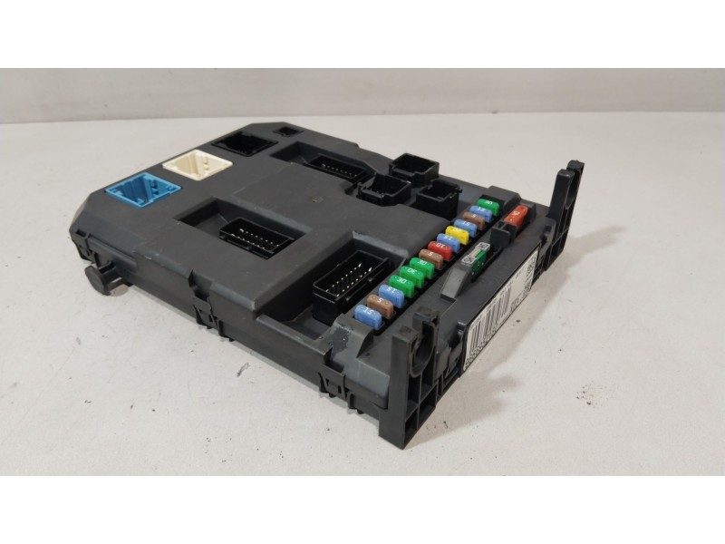 Recambio de caja reles / fusibles para citroën c3 ii (sc_) 1.4 referencia OEM IAM 9666952180  