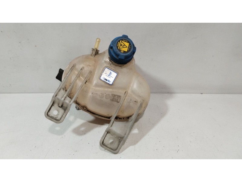 Recambio de deposito expansion para fiat punto (199_) 1.2 (199axz1a, 199bxz1a) referencia OEM IAM 0000055700508  