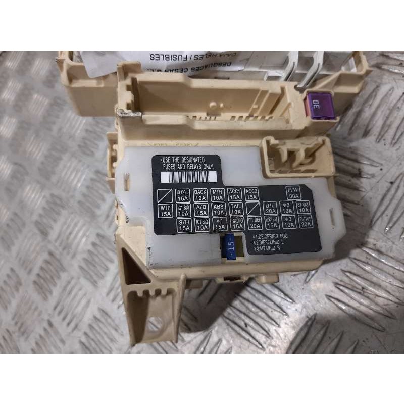 CAJA RELES / FUSIBLES 3677051K40  - imagen 3