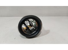 Recambio de rejilla aireadora para renault captur i (j5_, h5_) 1.2 tce 120 referencia OEM IAM 687608143R  