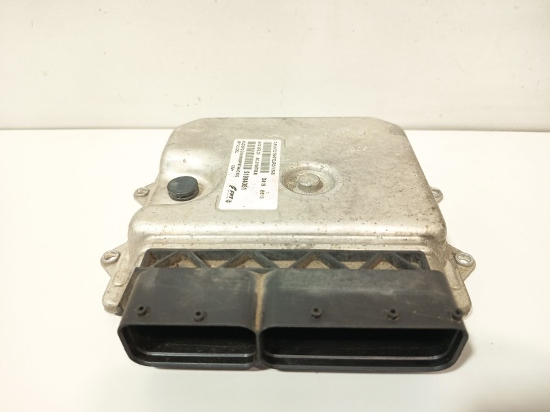 Recambio de centralita motor uce para fiat punto (199_) 1.2 (199axz1a, 199bxz1a) referencia OEM IAM 51904061  