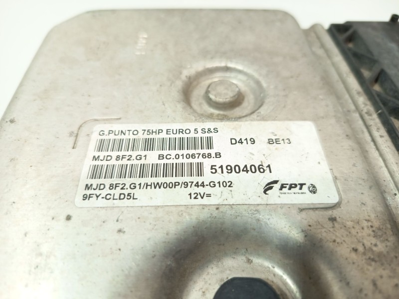 Recambio de centralita motor uce para fiat punto (199_) 1.2 (199axz1a, 199bxz1a) referencia OEM IAM 51904061  