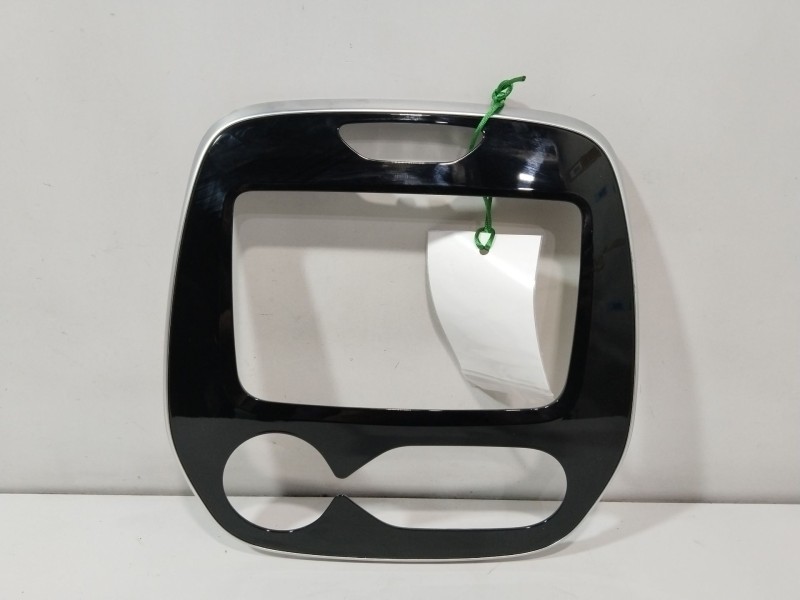 Recambio de moldura para renault captur i (j5_, h5_) 1.2 tce 120 referencia OEM IAM 682703348R  