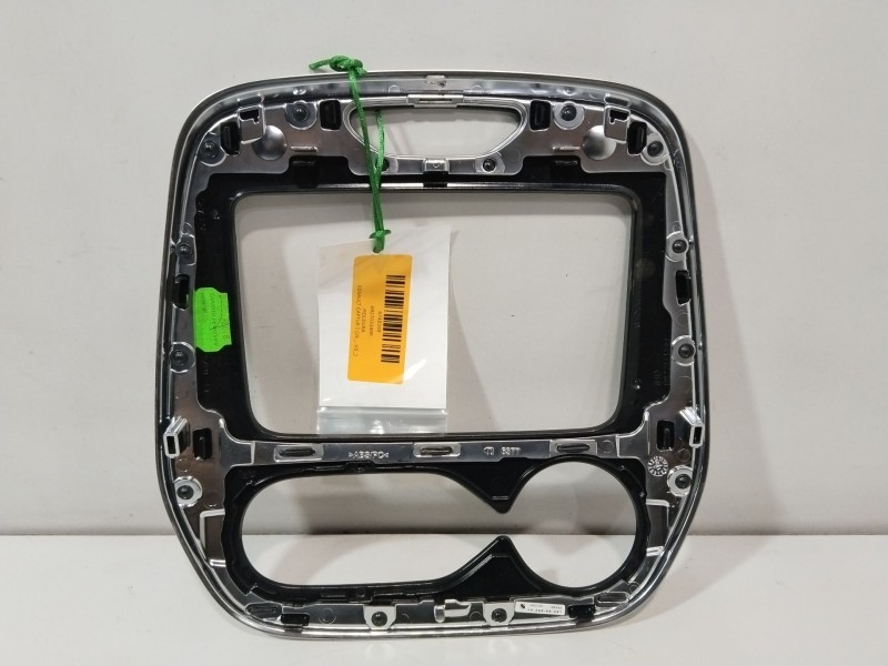 Recambio de moldura para renault captur i (j5_, h5_) 1.2 tce 120 referencia OEM IAM 682703348R  